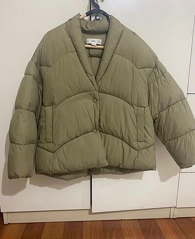 Mango şişme mont