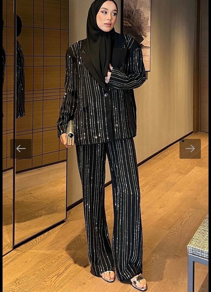 Payetli Siyah Kadın Takım - Görsel 2