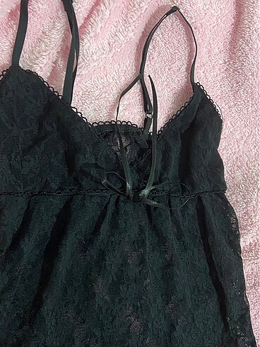 Stradivarius dantelli dekolteli gotik bluz