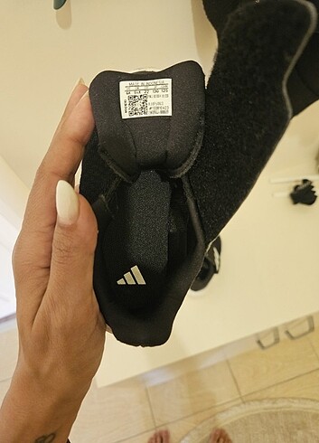 Adidas Orijinal Adidas 22 No
