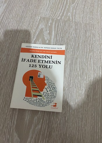 Düştüğünde Kalkarsan Hayat Güzeldir - Esra Ezmeci