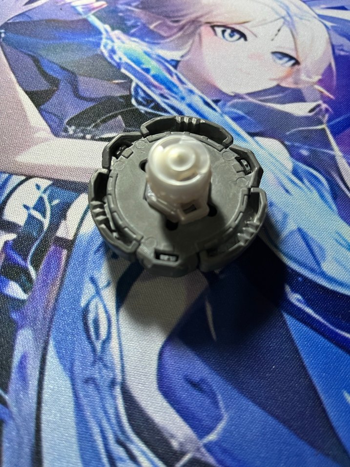 Fang leon takara tomy metal fury - Görsel 2