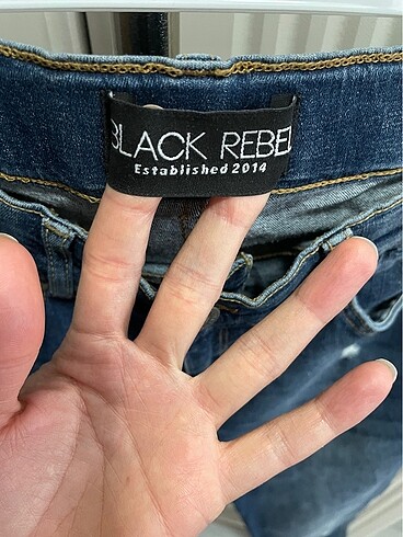 27 Beden lacivert Renk 27 beden pantolon black rebel