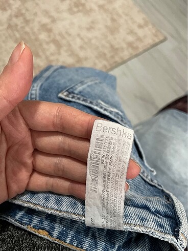 26 Beden mavi Renk Bershka pantolon