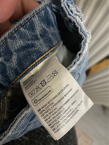 26 Beden mavi Renk Mavi kot pantolon