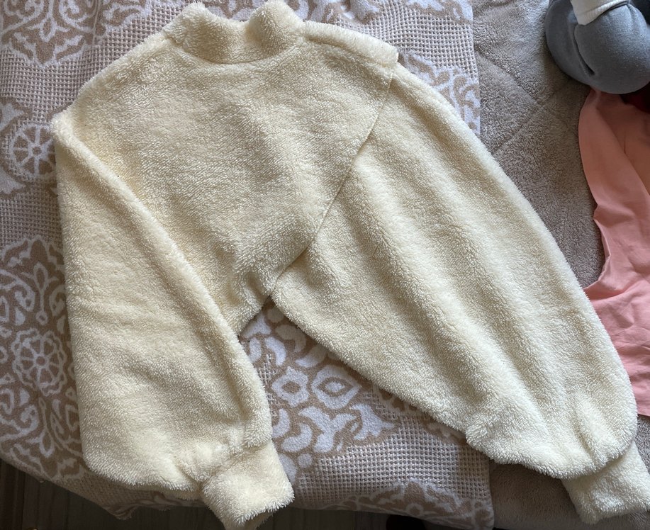 Beyaz Yüksek Yakalı Örgü Kadın Kazak - Görsel 3