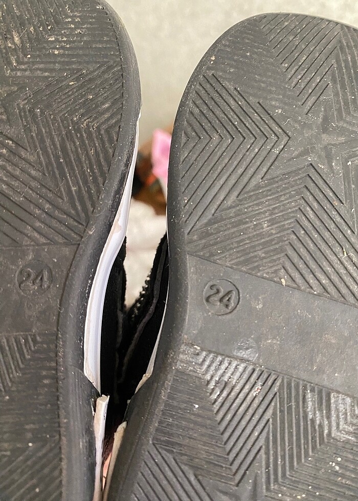 Siyah bot - Görsel 4