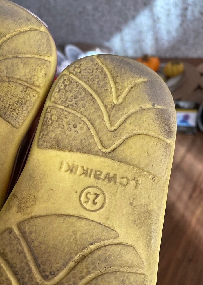 LCW terlik - Görsel 4