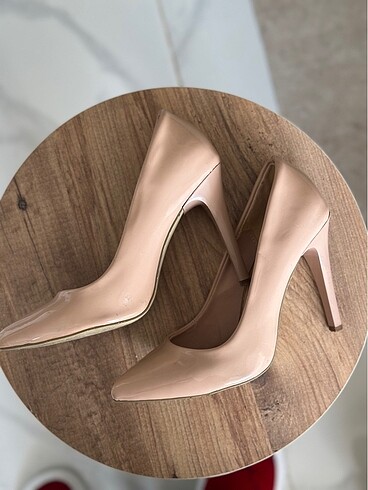 37 Beden Krem stiletto