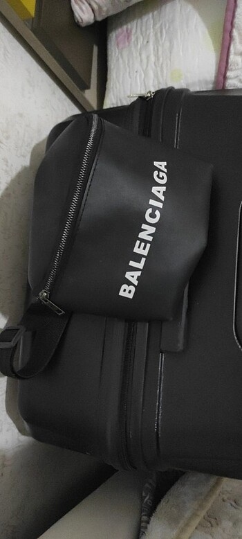 Siyah bel çantası