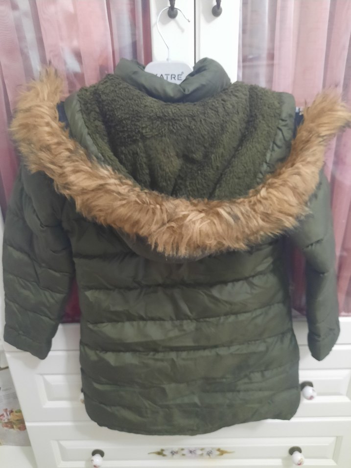 Çocuk Yeşil Kürklü Kış Montu - Görsel 2