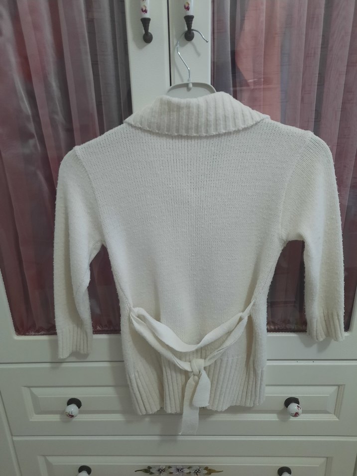 Kız Çocuk Beyaz Örgü Hırka - Görsel 3