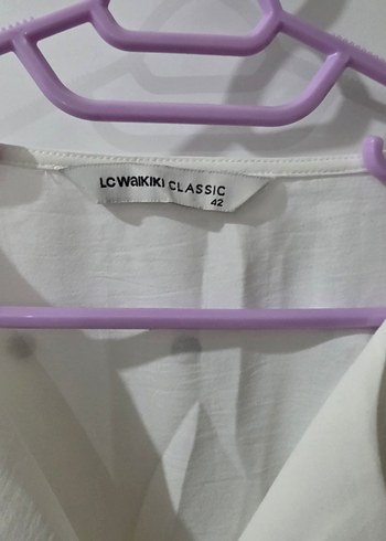 Beyaz V Yaka Keten Kadın Gömlek - Görsel 2