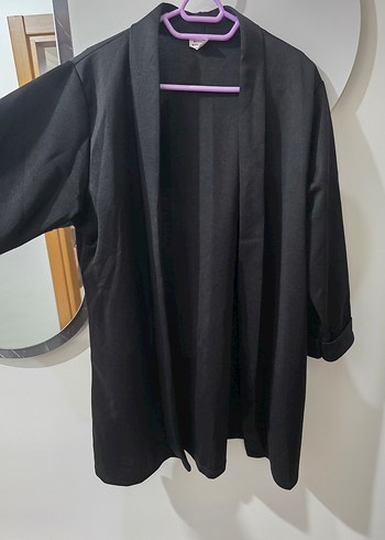 Drapeli Siyah Midi Kadın Ofis Kabanı - Görsel 2