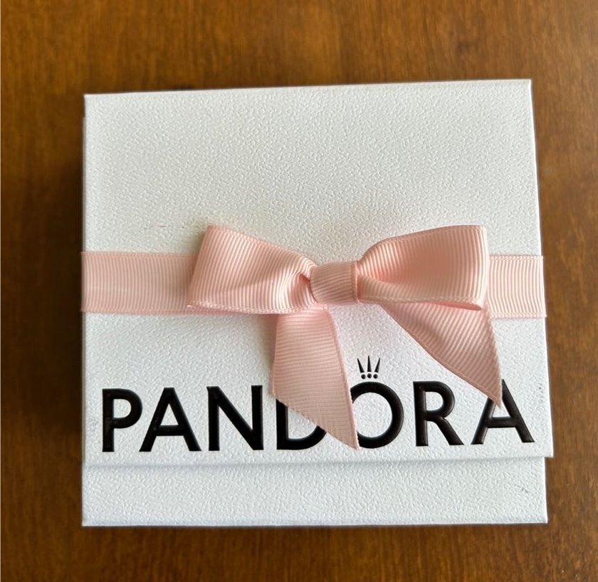 Pandora Kalpli Bant Yüzük - Görsel 3