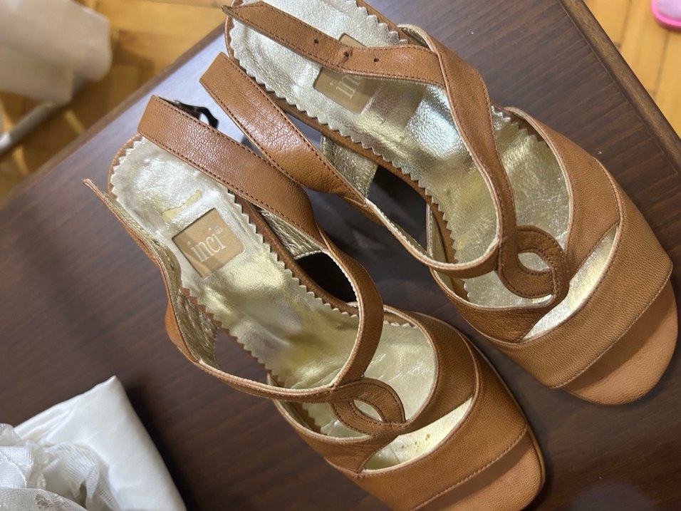 Deri Bej Dolgu Topuklu Kadın Sandalet - Görsel 2