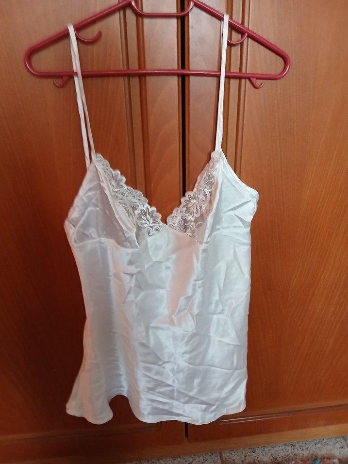 Dantel Detaylı Beyaz Gecelik - Görsel 2