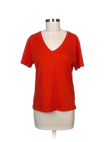 Addax T-shirt %70 İndirimli.