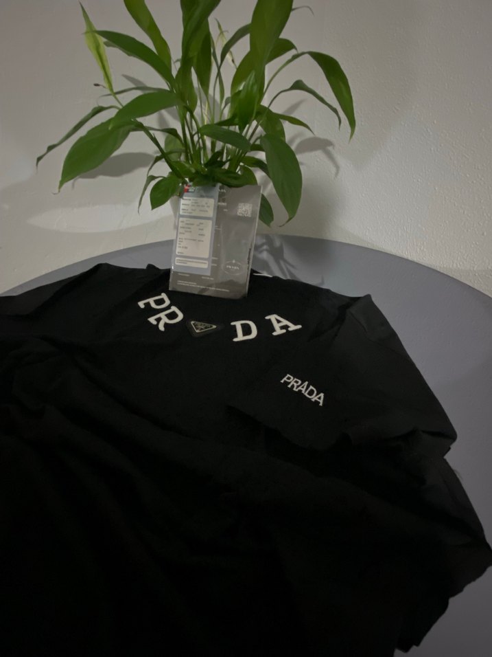 Prada Siyah Baskılı Erkek Tişört - Görsel 3