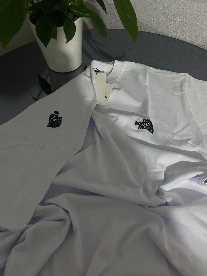 The North Face Beyaz Baskılı Erkek Tişört - Görsel 3