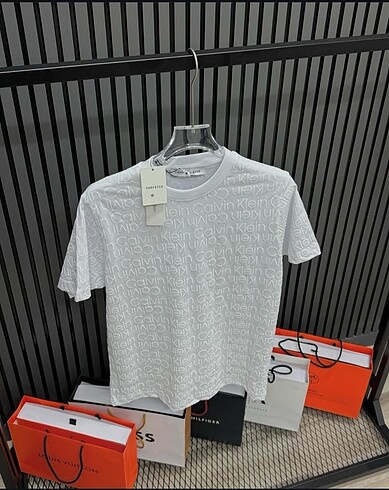 Calvin Klein basic kısa kollu tişört