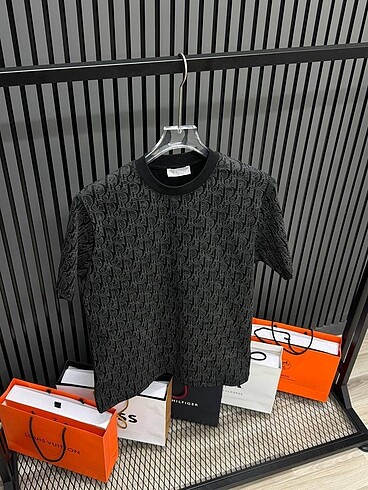 Dior basic kısa kollu tişört