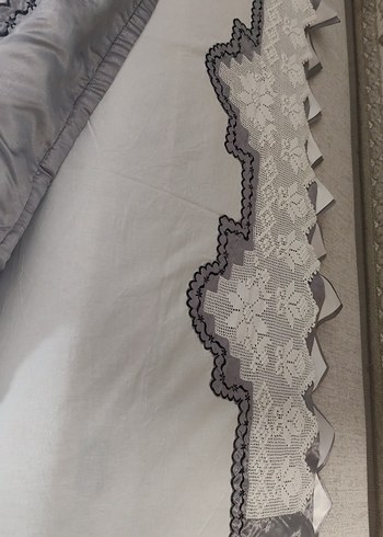 Nakışlı Gri Yatak Örtüsü - Görsel 2