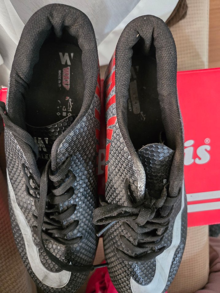 Yılan Desenli Erkek Futbol Ayakkabısı - Kırmızı Gri - Görsel 4