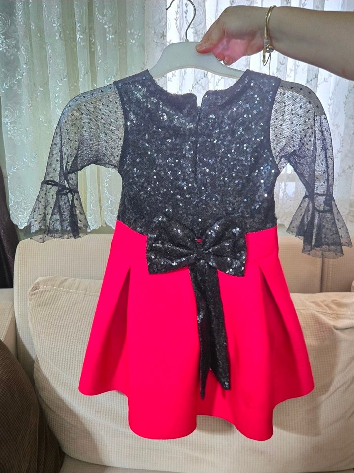 Kız Çocuk Kırmızı Parlak Uzun Kollu Elbise - Görsel 3