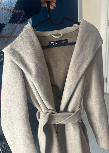 Kemerli Kapüşonlu Bej Kaban - Görsel 2