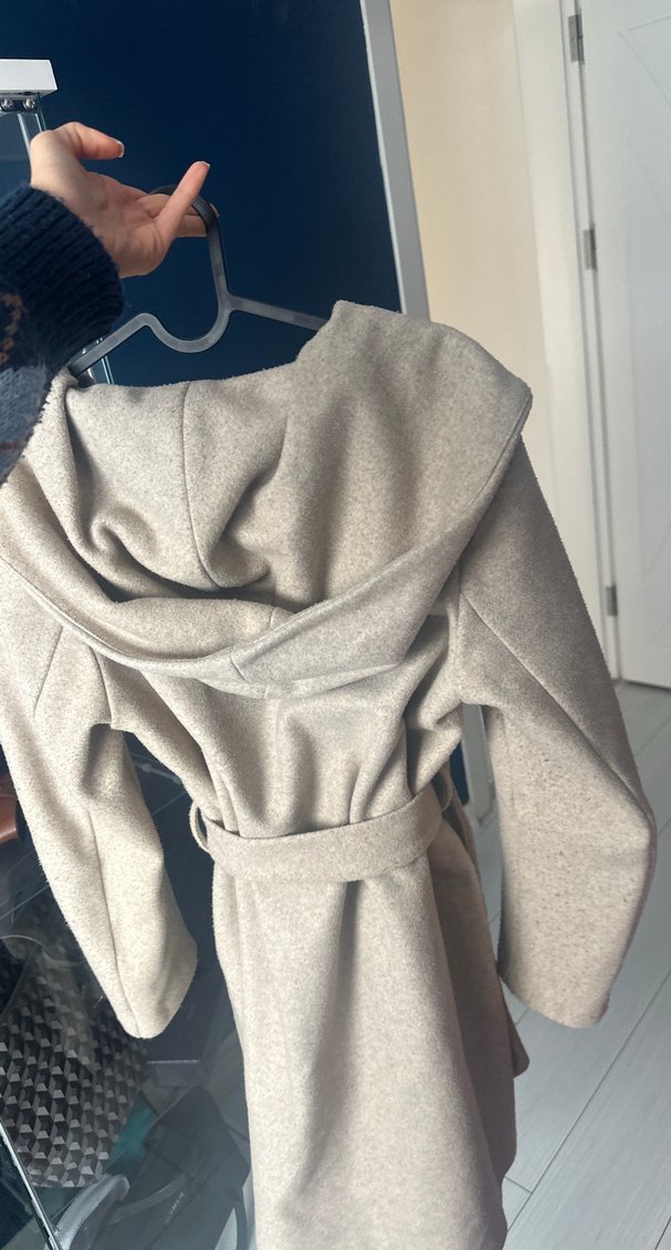 Kemerli Kapüşonlu Bej Kaban - Görsel 4