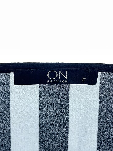 universal Beden çeşitli Renk On Fashion Bluz %70 İndirimli.