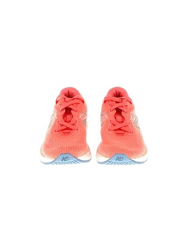 30 Beden New Balance Spor Ayakkabı %70 İndirimli.