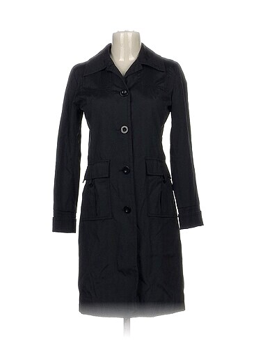 Kenneth Cole Trenchcoat %70 İndirimli.