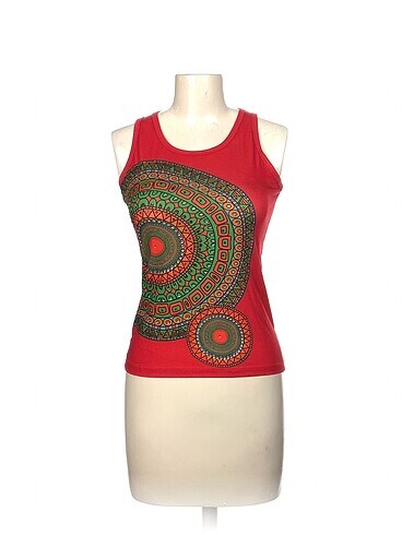 Diğer T-shirt %70 İndirimli.