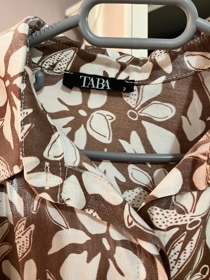 Düğmeli V Yaka Desenli Uzun Kollu Hamile Bluz - Görsel 3