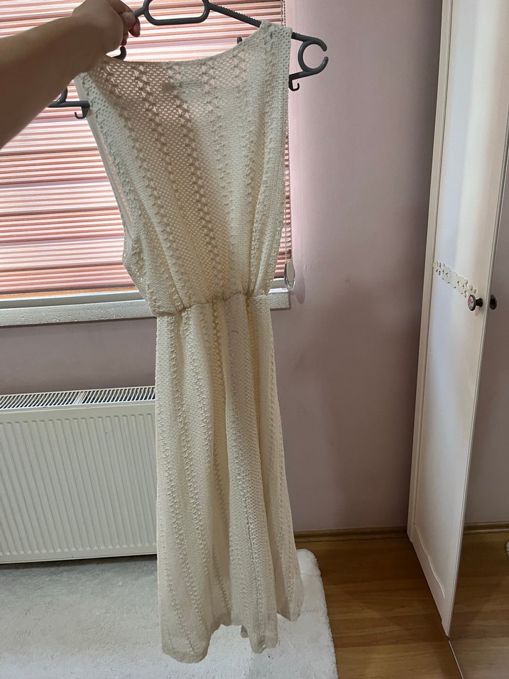 Dantel Detaylı Uzun Beyaz Triko Elbise - Görsel 2