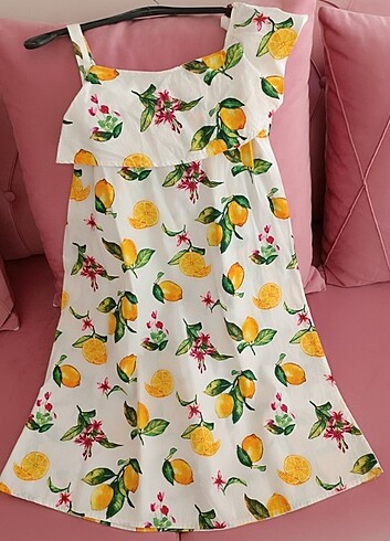 Yazlık kız elbisesi limon desenli