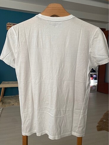 m Beden Tommy Tshirt