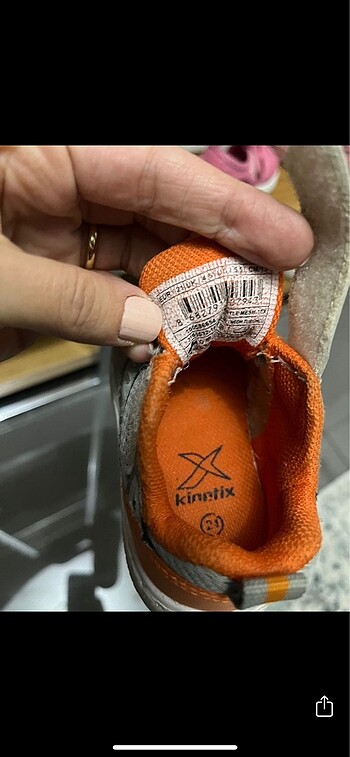 21 Beden Kinetix spor ayakkabı