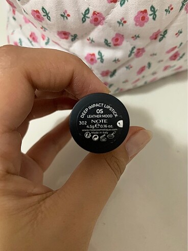 Beden NOTE DEEP İMPACT LIPSTICK 05 LEATHER MOOD RUJ