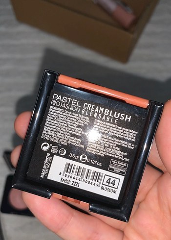 Makyaj Seti EMİLY 203 dudak kalemi - Görsel 2