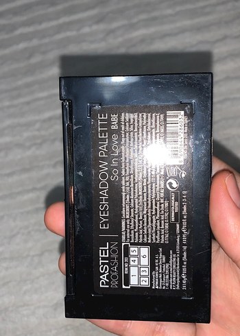 Pastel Bej Tonlarında Göz Farı Paleti - Görsel 2