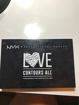 Nyx Love contours all paleti