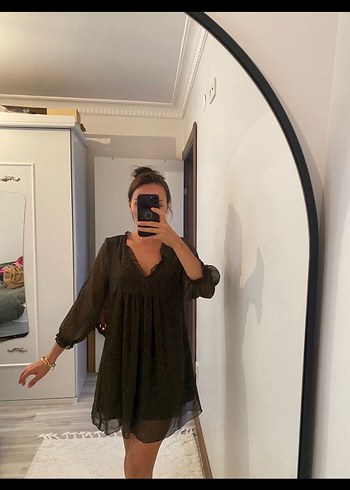 Zara Yeşil Transparan V Yaka Midi Elbise