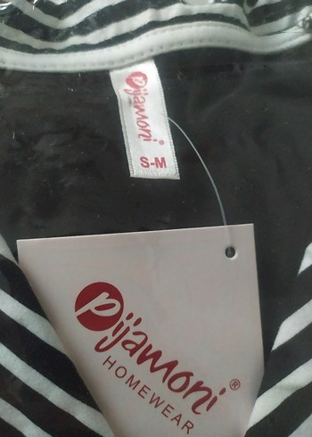 m Beden Uzun Kollu Siyah Zebra Desenli Kadın Pijama