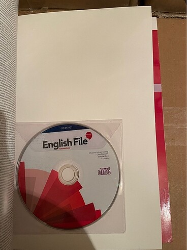 Beden Renk English File elementary SB+WB+CD 4th edition