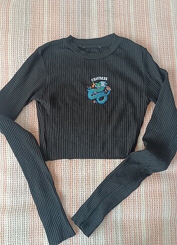 Siyah ejderha işlemeli crop