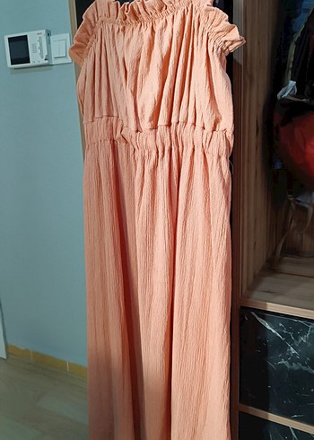 Pembe Pilili Keten Uzun Straplez Elbise
