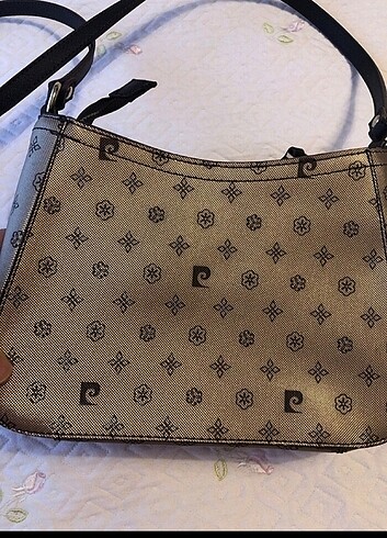  Beden camel Renk Pierre cardin kol çantasi